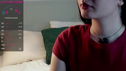Snapshot of iralascola chatting on October 20, 1:17 am Mia online show from October 20, 1:17 am