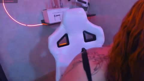 iriisfeitan online show from November 27, 10:17 am