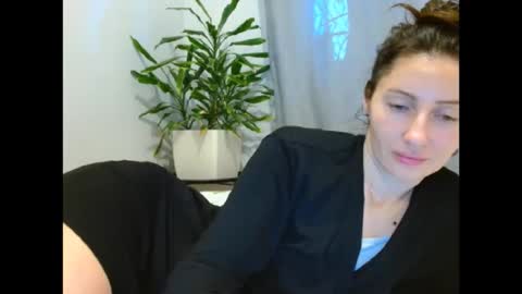 Snapshot of irina9793 chatting on May 29, 5:33 pm irina online show from May 29, 5:33 pm