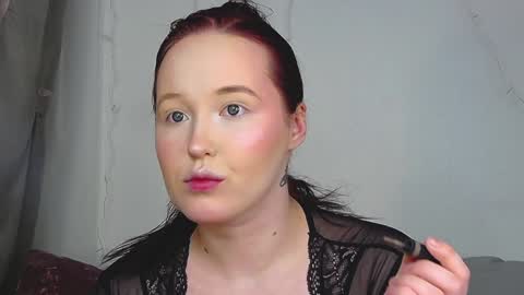 Snapshot of irinaart chatting on January 2, 11:27 pm Irina online show from January 2, 11:27 pm