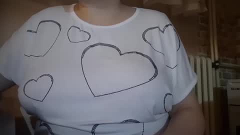 IrinnaK online show from December 1, 6:35 pm