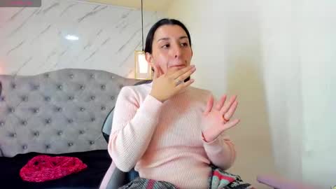Snapshot of iris_77 chatting on October 14, 6:20 pm iris_77 online show from October 14, 6:20 pm
