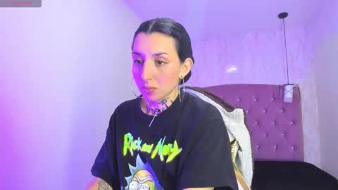 iris_77 online show from November 11, 5:35 pm