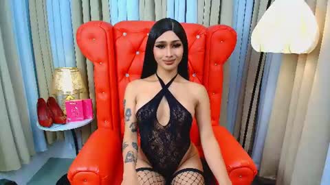 Snapshot of iris_lauren chatting on June 14, 8:55 pm Iris online show from June 14, 8:55 pm