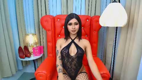 Snapshot of iris_lauren chatting on June 17, 3:09 am Iris online show from June 17, 3:09 am