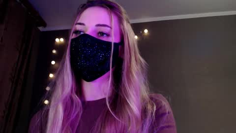 Lily online show from January 17, 3:06 pm