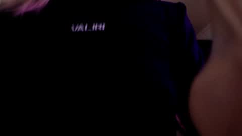 Snapshot of iris_lave chatting on June 17, 4:19 pm Lily online show from June 17, 4:19 pm