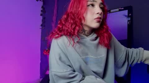 Snapshot of iris_magic_ chatting on February 6, 5:12 am Iris online show from February 6, 5:12 am