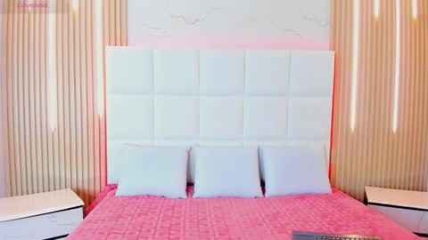 Iris online show from October 24, 4:42 am