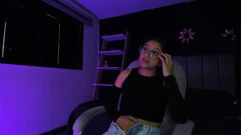 Snapshot of irisfyre chatting on April 20, 12:41 pm Iris Fyre online show from April 20, 12:41 pm