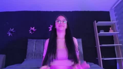 Snapshot of irisfyre chatting on April 24, 12:29 pm Iris Fyre online show from April 24, 12:29 pm