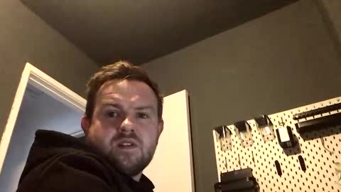 Snapshot of irish_hound_taste_me chatting on January 20, 3:07 pm irish_hound_taste_me online show from January 20, 3:07 pm