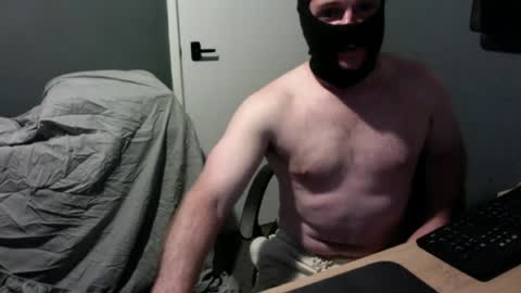Snapshot of irish_hound_taste_me chatting on August 4, 7:05 pm irish_hound_taste_me online show from August 4, 7:05 pm