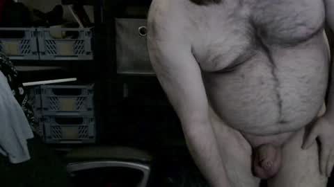 Snapshot of irishdaddy24 chatting on December 4, 6:50 pm twitter theirishman205 online show from December 4, 6:50 pm