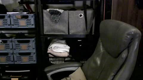 Snapshot of irishdaddy24 chatting on December 28, 9:40 pm twitter theirishman205 online show from December 28, 9:40 pm