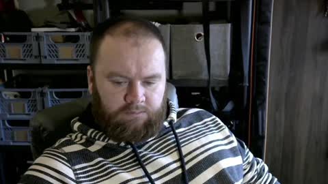 Snapshot of irishdaddy24 chatting on December 29, 1:28 pm twitter theirishman205 online show from December 29, 1:28 pm