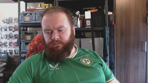 Snapshot of irishdaddy24 chatting on September 9, 10:59 am twitter theirishman205 online show from September 9, 10:59 am