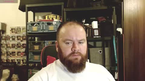 Snapshot of irishdaddy24 chatting on October 2, 6:26 pm twitter theirishman205 online show from October 2, 6:26 pm