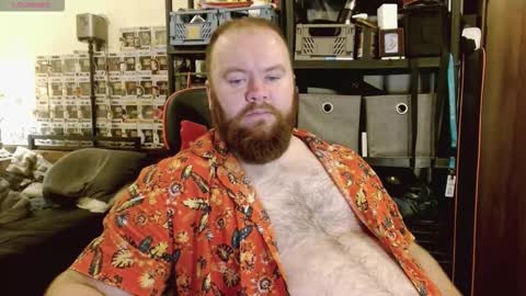 Snapshot of irishdaddy24 chatting on October 6, 9:12 pm twitter theirishman205 online show from October 6, 9:12 pm