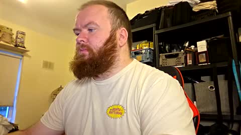 Snapshot of irishdaddy24 chatting on October 12, 7:07 am twitter theirishman205 online show from October 12, 7:07 am