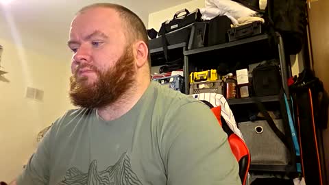 twitter theirishman205 online show from January 5, 6:33 pm