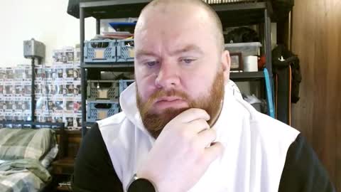 twitter theirishman205 online show from February 22, 11:53 am