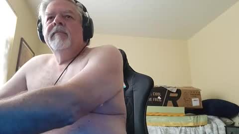 Snapshot of irishinslo chatting on April 16, 2:51 pm Irish in SLO online show from April 16, 2:51 pm