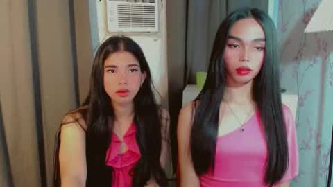 IRISH AND TRIXIE online show from March 5, 2:40 am