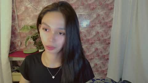 IRISH AND TRIXIE online show from June 25, 9:52 pm