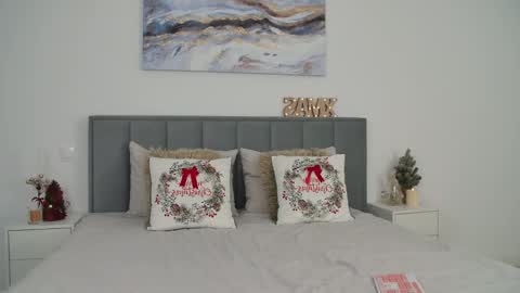 Iris online show from December 19, 9:05 am