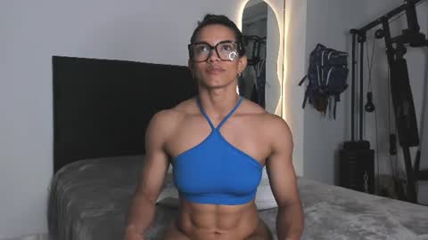 irismuscle online show from July 23, 10:40 pm