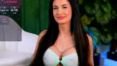 Snapshot of irisnightshade chatting on March 2, 5:41 am Maria online show from March 2, 5:41 am