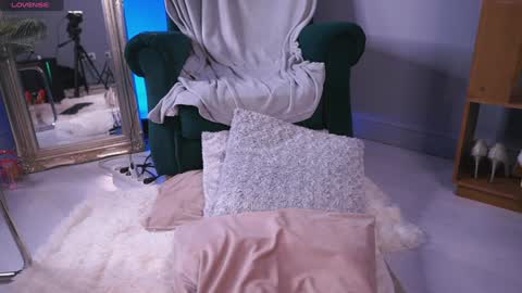 Snapshot of irisreynolds chatting on January 5, 9:14 pm Maria online show from January 5, 9:14 pm
