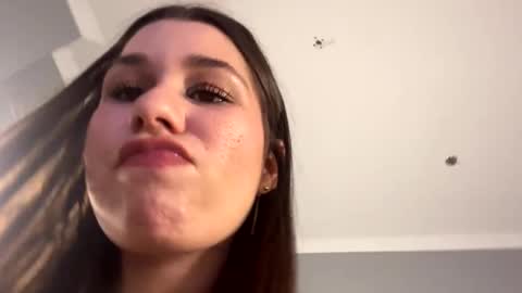 Snapshot of irisreynolds chatting on January 28, 3:47 am Maria online show from January 28, 3:47 am