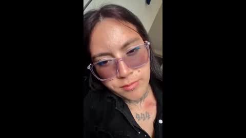 Snapshot of iriss_cardenas chatting on February 8, 8:23 pm iriss_cardenas online show from February 8, 8:23 pm