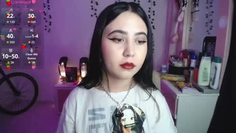 Snapshot of iriss_sky chatting on February 10, 5:22 am Iris online show from February 10, 5:22 am