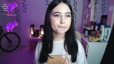 Snapshot of iriss_sky chatting on February 18, 3:24 am Iris online show from February 18, 3:24 am