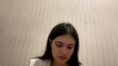 irisss31 online show from January 1, 9:20 pm