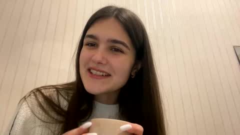 irisss31 online show from February 4, 9:10 pm