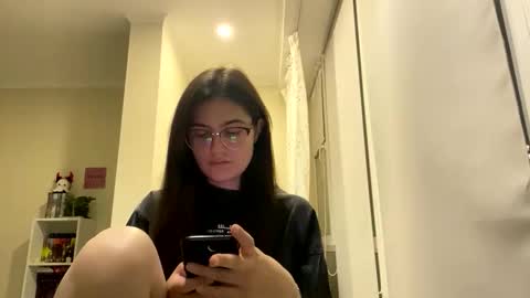 irisss31 online show from May 19, 7:31 pm