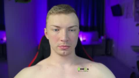 Snapshot of iron__chapman chatting on February 23, 8:28 pm Iron online show from February 23, 8:28 pm