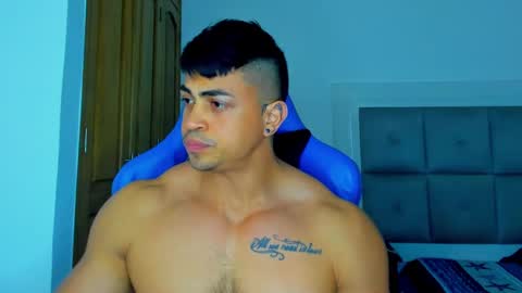 Iron online show from February 6, 7:40 pm