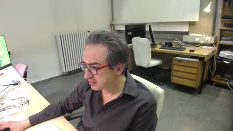Snapshot of ironchrome chatting on January 9, 7:33 am IronChrome online show from January 9, 7:33 am