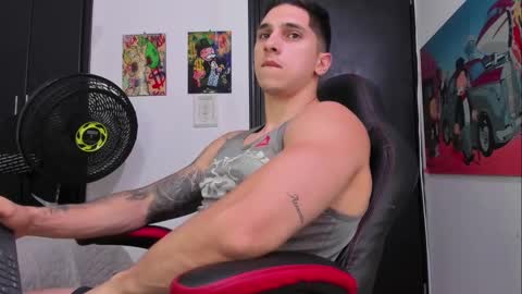 Jake online show from December 3, 8:28 pm