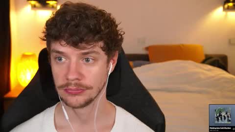 Sam online show from September 23, 1:25 pm