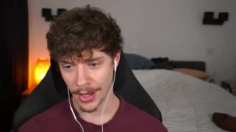 Sam online show from September 30, 7:41 pm