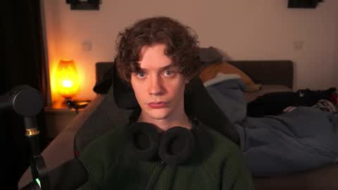 Sam online show from February 26, 9:36 pm