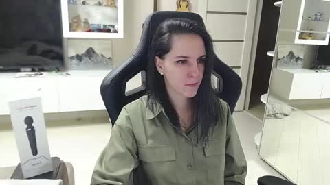 Irwi Tomboy online show from February 23, 7:38 pm