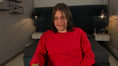 Snapshot of is_jesus chatting on July 5, 10:39 pm Jess online show from July 5, 10:39 pm