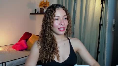 isa_____ online show from October 18, 1:52 am